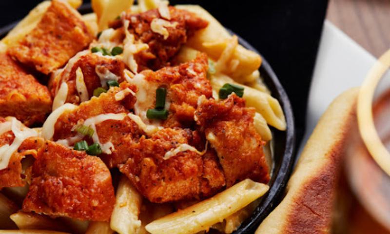 Buffalo Mac and cheese